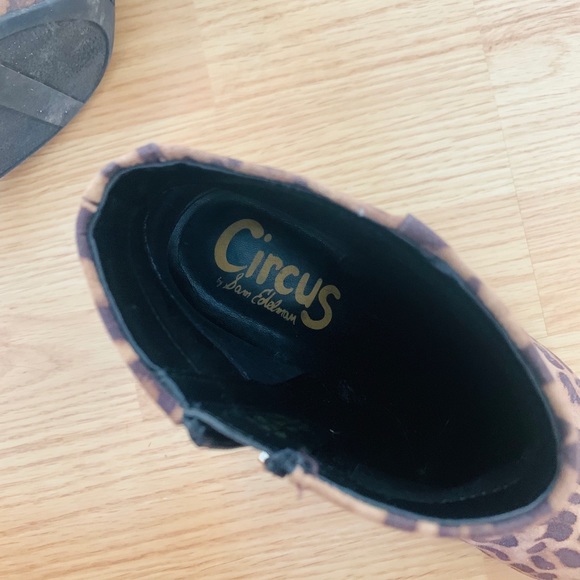 Booties - Picture 5 of 6